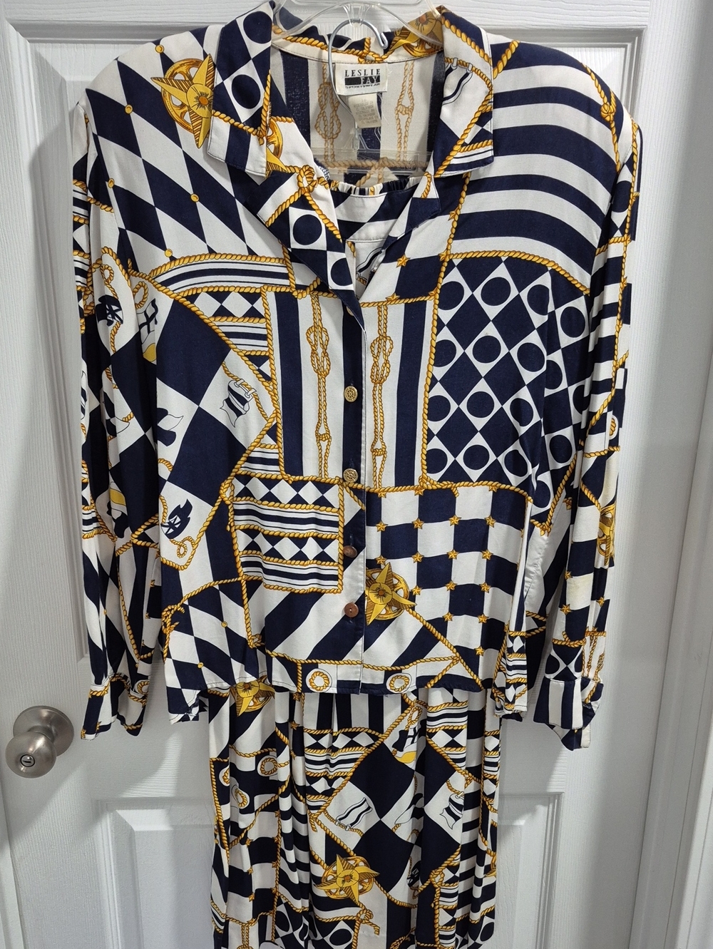 Leslie Fay Navy, White & Gold Chain-Print Top And Skirt